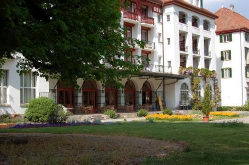 Mattenhof Resort Unterseen Экстерьер фото